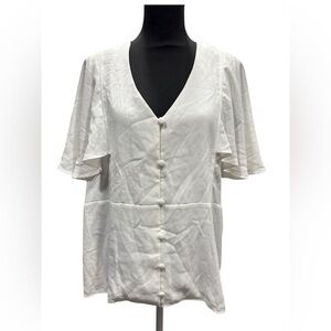 NWOT Unique Vintage White Buttoned Relaxed Blouse
